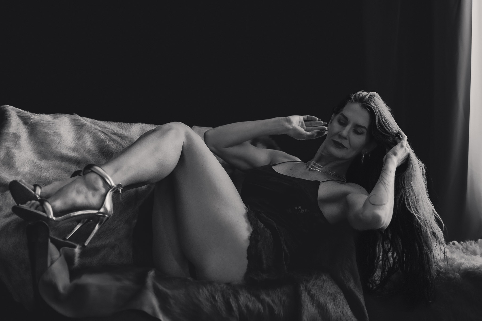 Blue Lingerie & Gold Heels: Pure Temptation