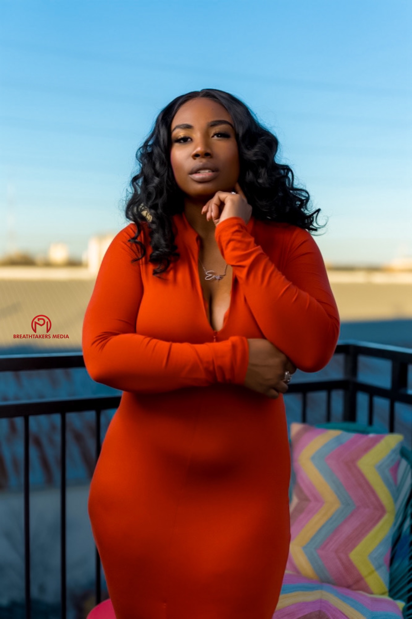 Lyricskyxx - Sundress On The Rooftop - iWantClips