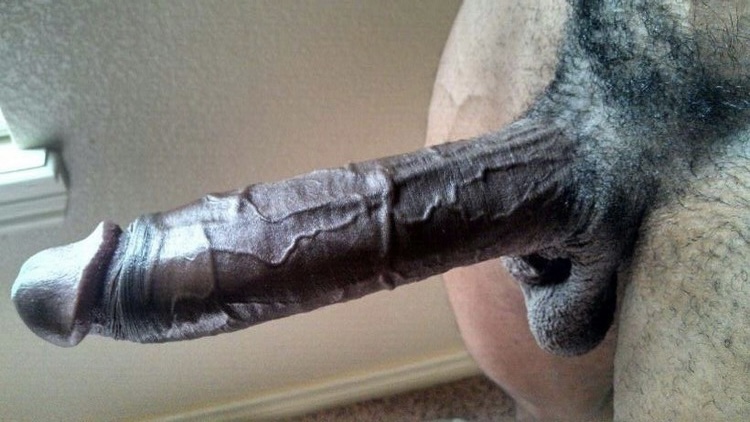A Sneak Peak Of The Nigerian C0Ck That Tempted Me