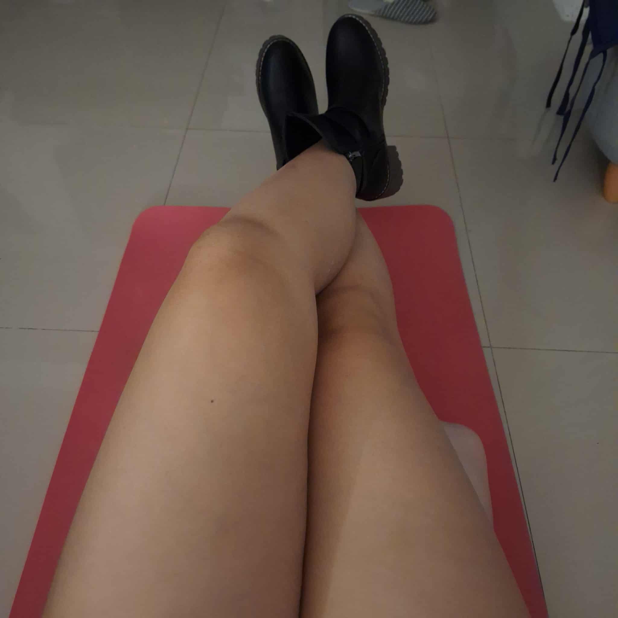 Photos: The White Slave Has To Worship & Clean Asian Domme's Boots (8 Photos)
