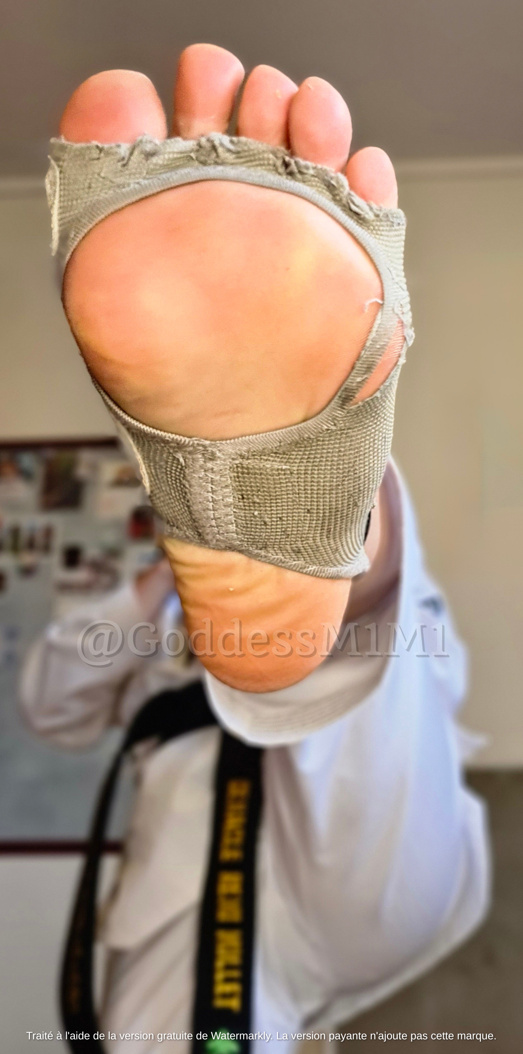 Kicking Feet