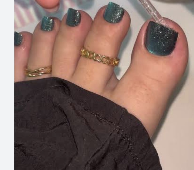 Late Easter Feet Picd