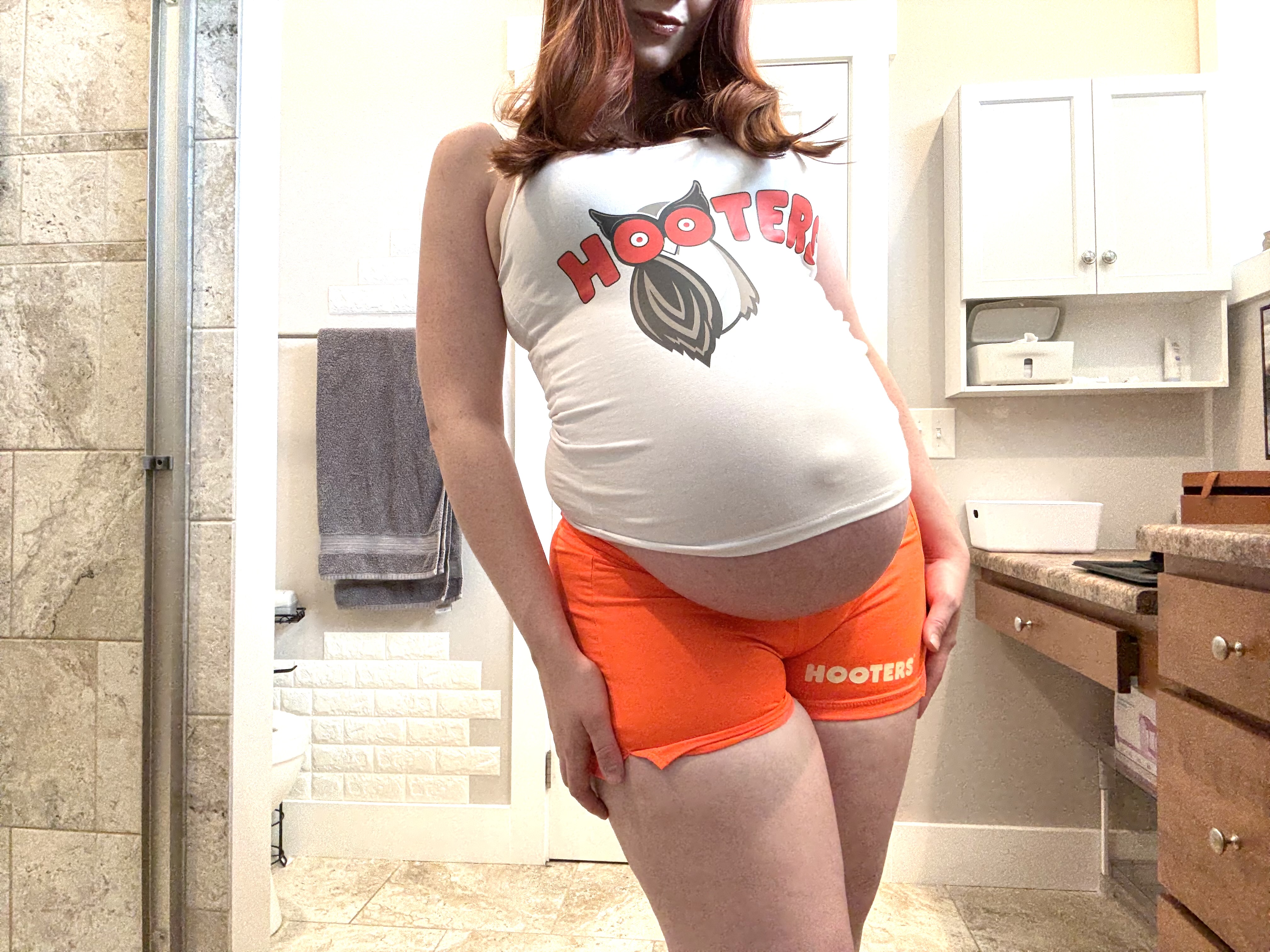 36 Weeks Pregnant Hooters